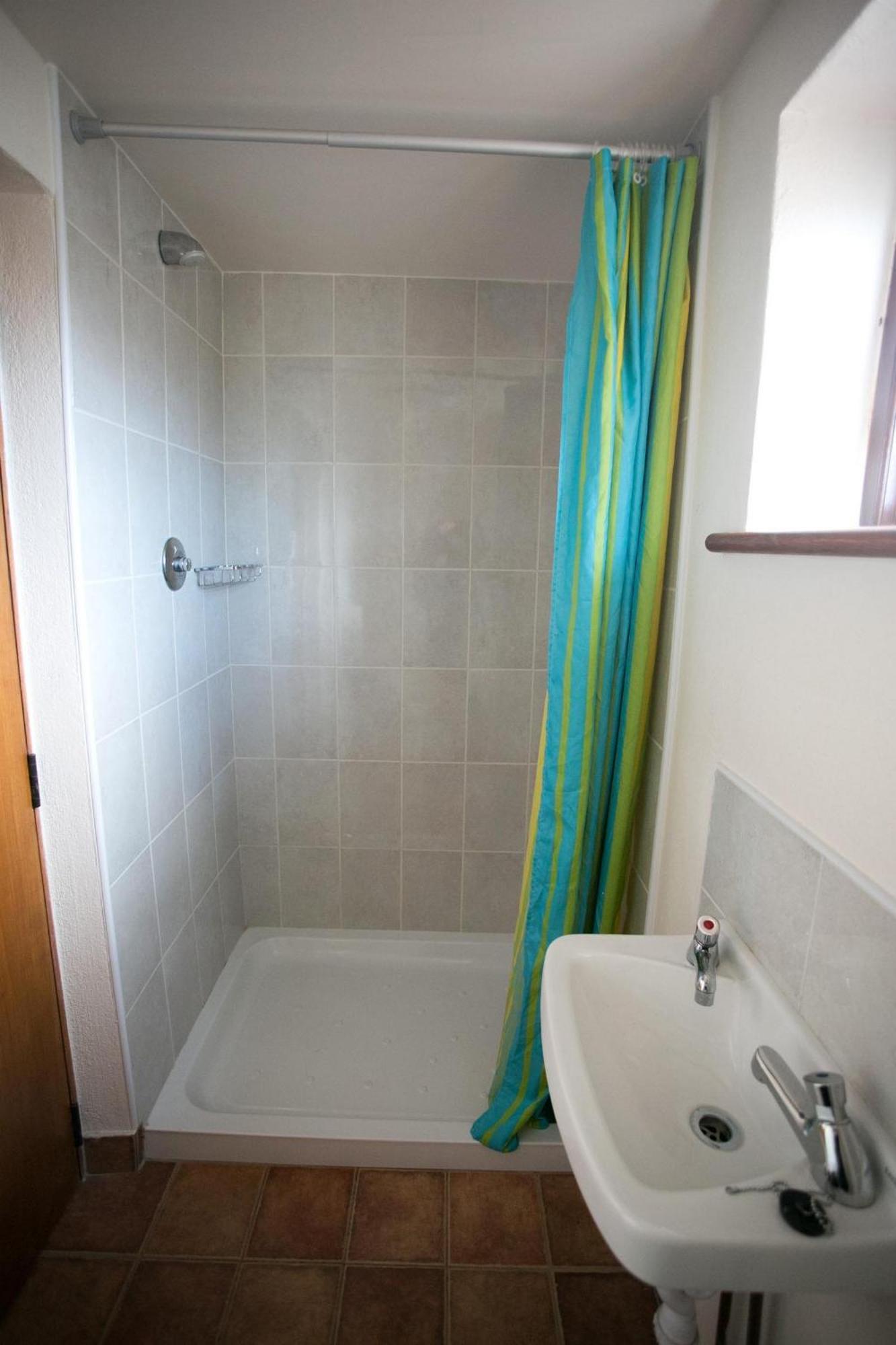 Aille River Tourist Hostel And Camping Doolin Quarto foto