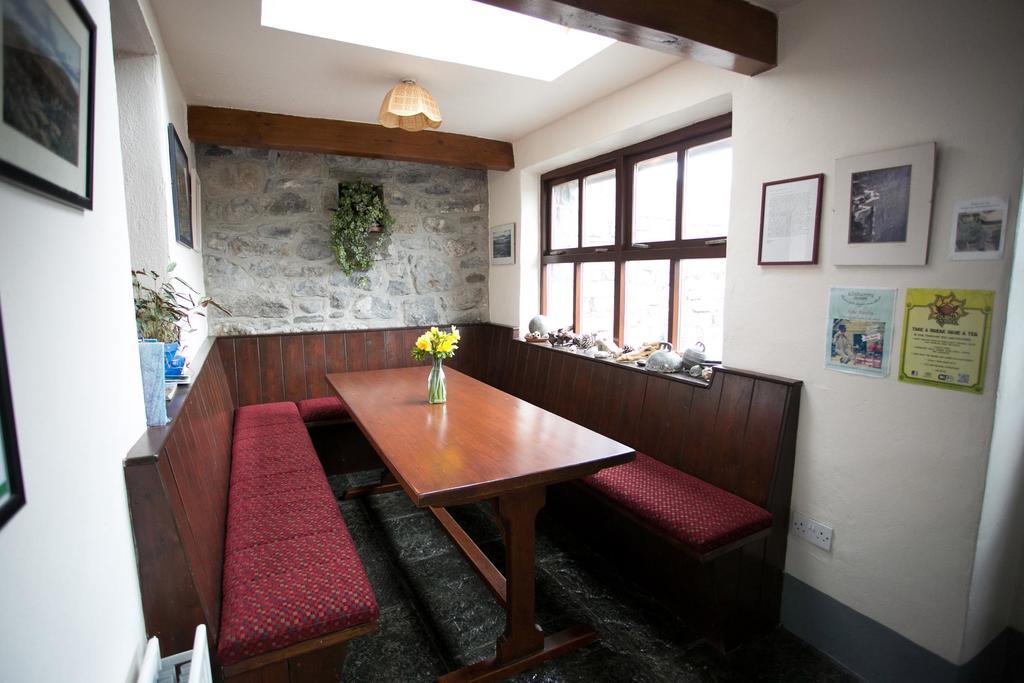 Aille River Tourist Hostel And Camping Doolin Exterior foto